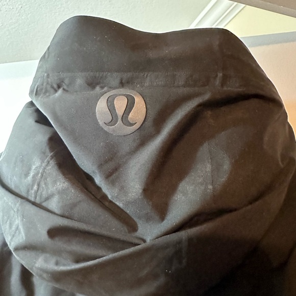 Lululemon StretchSeal Sleet Street Long Jacker - Picture 3 of 12